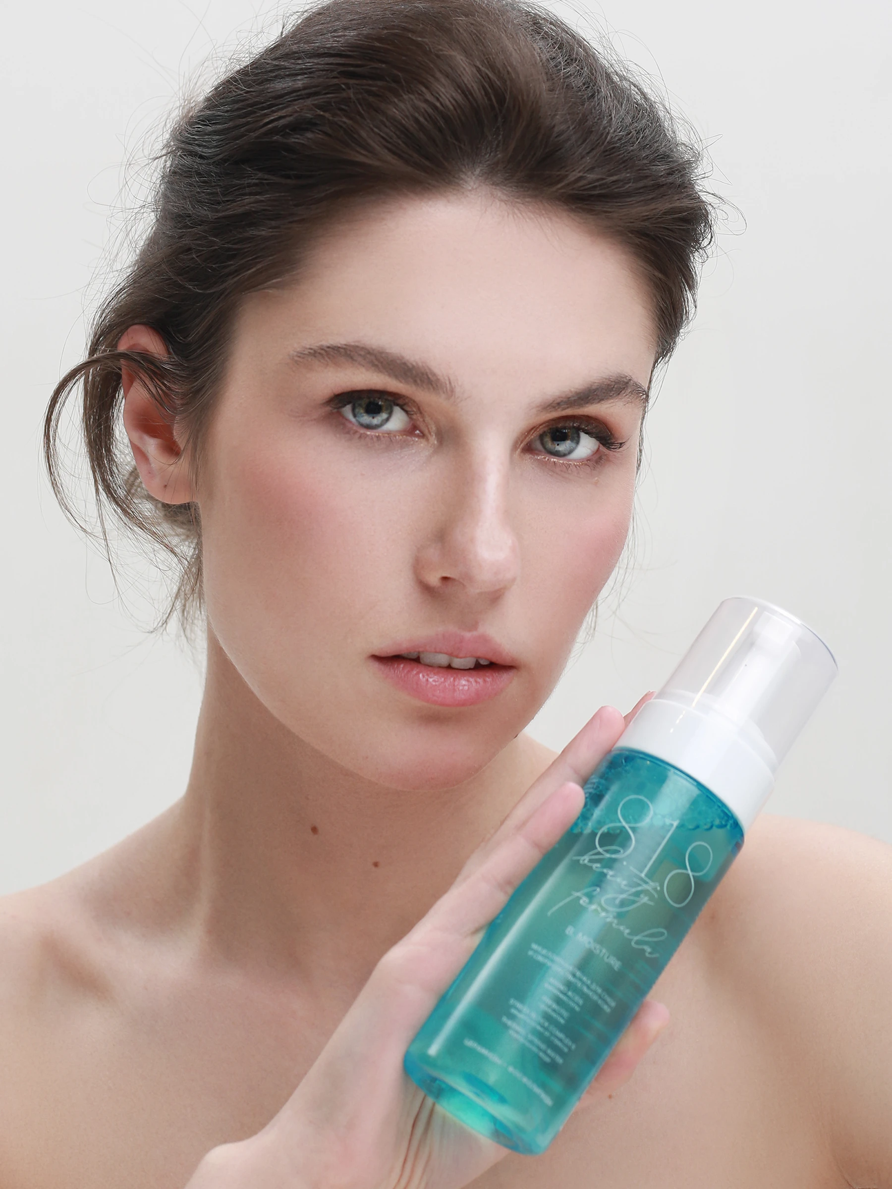 Мицеллярная пенка для сухой и сверхчувствительной кожи 